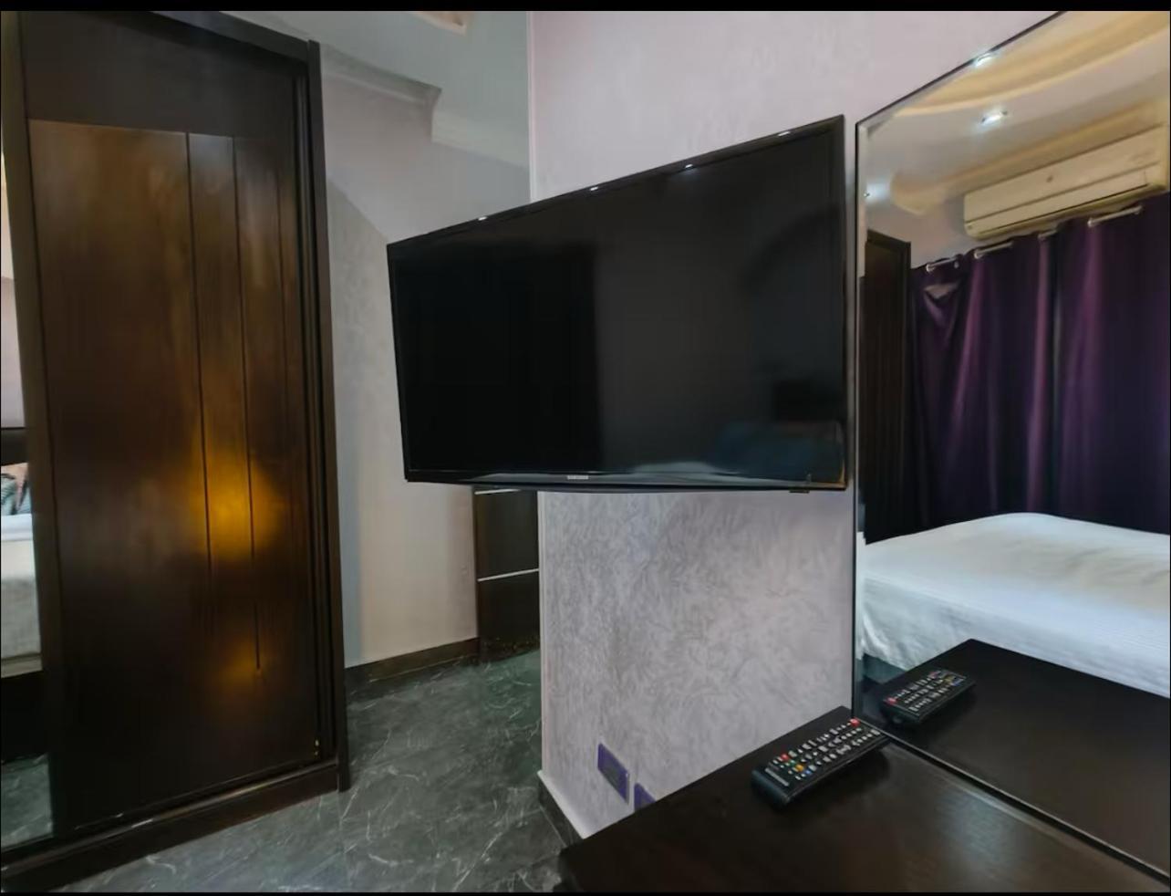 Cozy Modern 2 Bedroom In Front Of Gateway Mall And Rehab Mall 2 Apartment Cairo